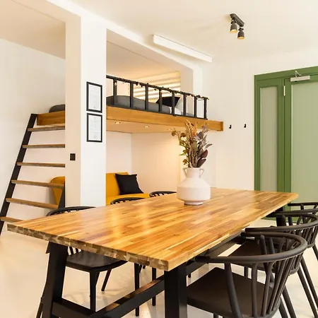 Daire Loft Altstadt Mit Sandstein Gewoelbe Und Parkplatz *