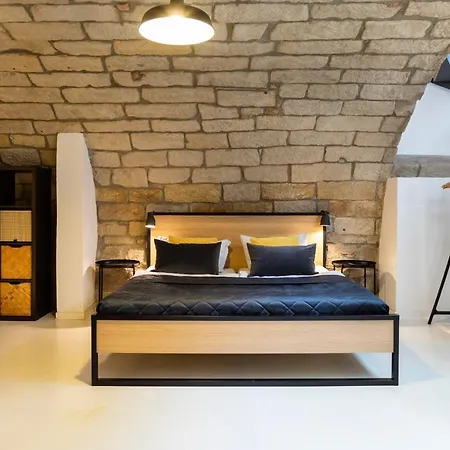 Modernes Loft Mit Sandstein-gewoelbe Im Zentrum Apartment *