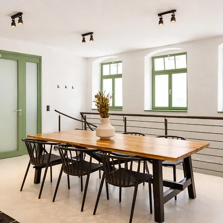 Loft Altstadt Mit Sandstein Gewoelbe Und Parkplatz Apartamento *